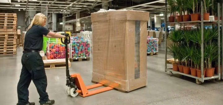 Emission-free Material Handling