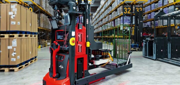 Robotic Vehicle for Automatic Order Picking