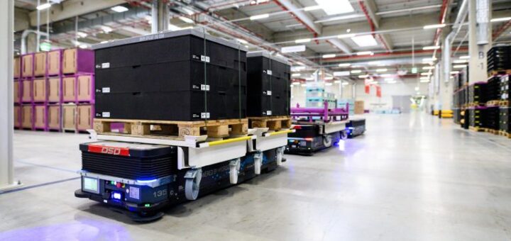 Hydrogen Fuel Cells Power BMW AGVs