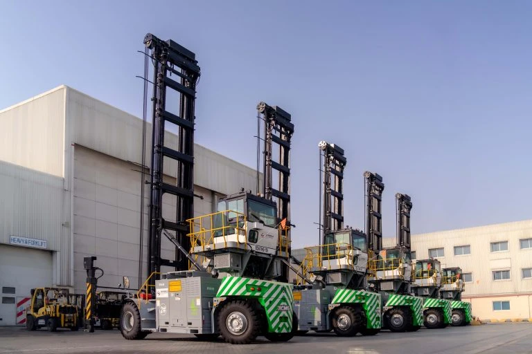Port Expands Electric Terminal Vehicle Fleet