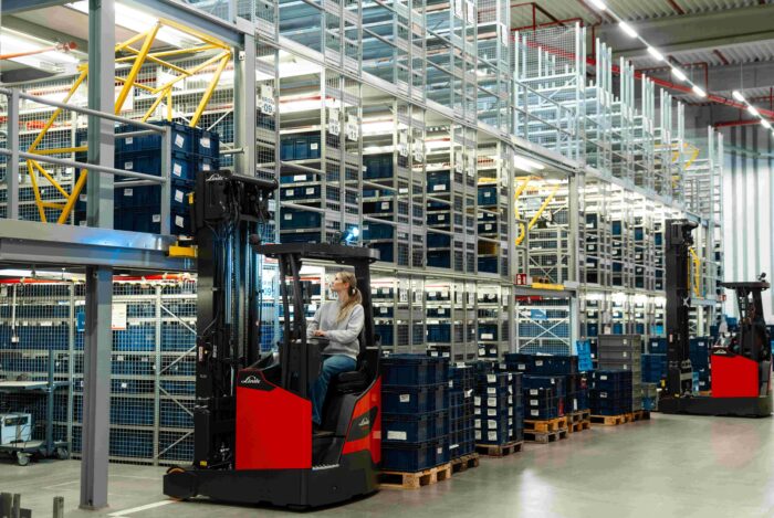 New Series of Reach Trucks