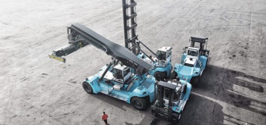 Terminal Operator Updates Port Equipment