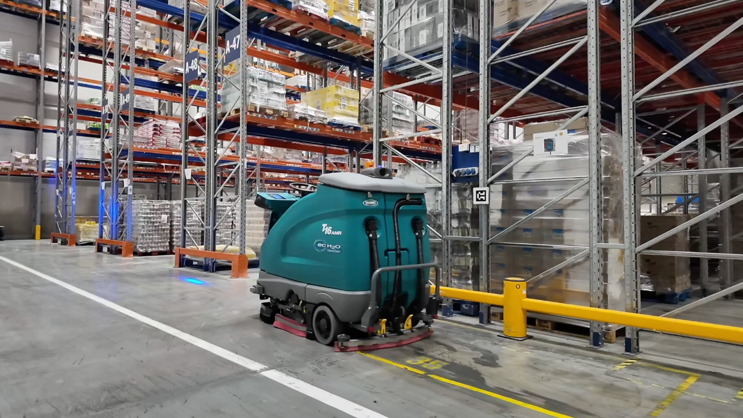 Nabuurs turns autonomous cleaning into a warehouse process