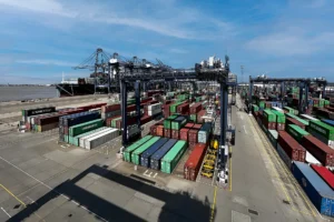 The Industry 5.0 port will be electric, connected and supervised